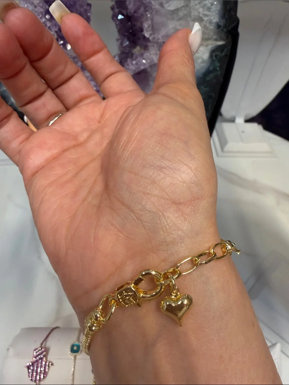 N/A elegant gold